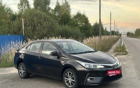 Toyota Corolla, 2017 год, 1 680 000 рублей, 2 фотография
