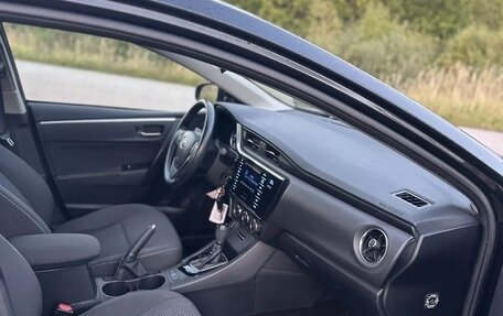 Toyota Corolla, 2017 год, 1 680 000 рублей, 11 фотография