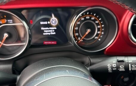Jeep Wrangler, 2023 год, 5 900 000 рублей, 6 фотография