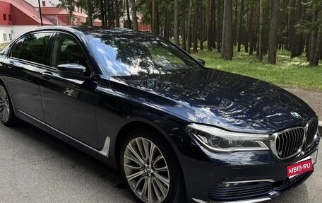 BMW 7 серия, 2015 год, 2 950 000 рублей, 1 фотография
