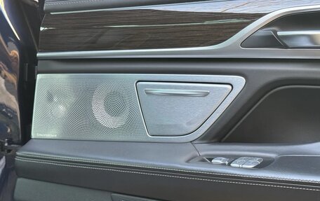 BMW 7 серия, 2015 год, 2 950 000 рублей, 19 фотография