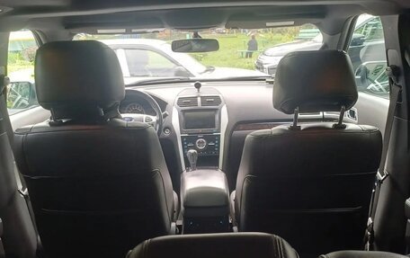 Ford Explorer VI, 2014 год, 2 250 000 рублей, 14 фотография
