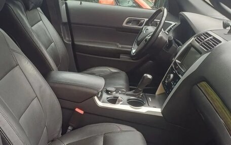 Ford Explorer VI, 2014 год, 2 250 000 рублей, 26 фотография