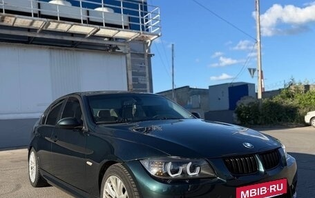 BMW 3 серия, 2007 год, 990 000 рублей, 3 фотография