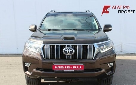 Toyota Land Cruiser Prado 150 рестайлинг 2, 2018 год, 4 200 000 рублей, 2 фотография