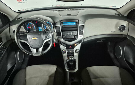 Chevrolet Cruze II, 2012 год, 679 000 рублей, 9 фотография