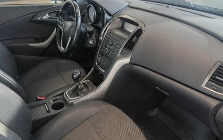 Opel Astra J, 2011 год, 549 000 рублей, 8 фотография