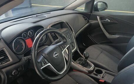 Opel Astra J, 2011 год, 549 000 рублей, 7 фотография