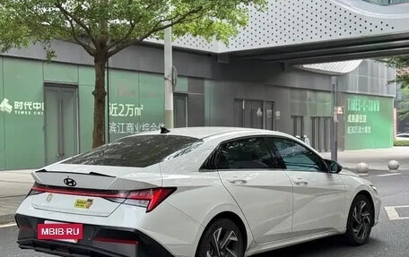 Hyundai Elantra, 2023 год, 1 489 700 рублей, 5 фотография