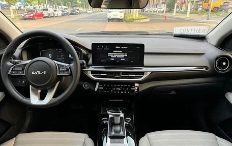 KIA K3, 2022 год, 1 800 200 рублей, 10 фотография
