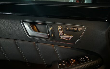 Mercedes-Benz E-Класс, 2013 год, 2 600 000 рублей, 25 фотография