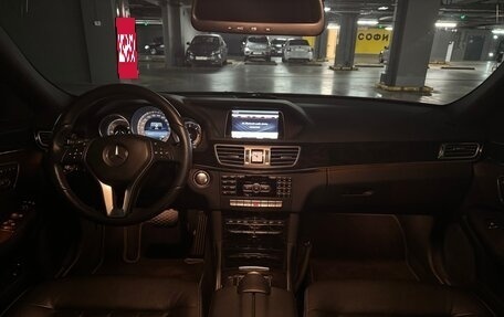 Mercedes-Benz E-Класс, 2013 год, 2 600 000 рублей, 18 фотография