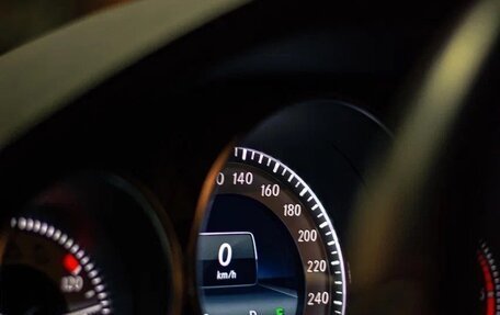 Mercedes-Benz E-Класс, 2013 год, 2 600 000 рублей, 37 фотография