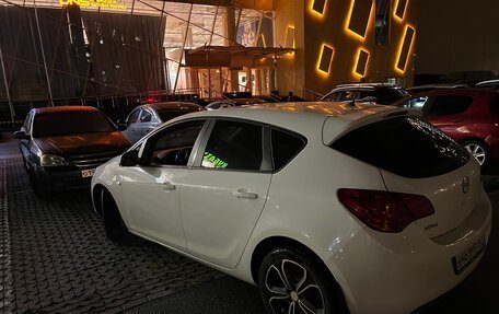 Opel Astra J, 2010 год, 610 000 рублей, 4 фотография