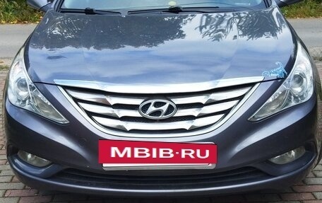 Hyundai Sonata VI, 2011 год, 1 150 000 рублей, 11 фотография