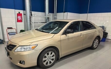 Toyota Camry, 2010 год, 1 000 000 рублей, 1 фотография