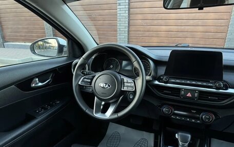 KIA Cerato IV, 2020 год, 1 590 000 рублей, 30 фотография
