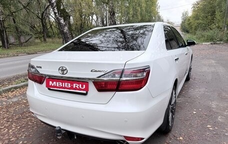 Toyota Camry, 2015 год, 1 990 000 рублей, 3 фотография