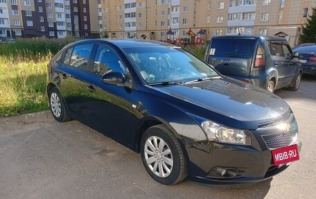 Chevrolet Cruze II, 2012 год, 800 000 рублей, 3 фотография