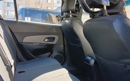 Chevrolet Cruze II, 2012 год, 800 000 рублей, 25 фотография