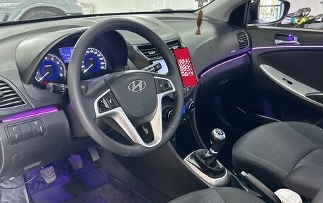 Hyundai Solaris II рестайлинг, 2012 год, 1 200 000 рублей, 6 фотография
