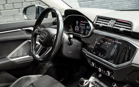Audi Q3, 2018 год, 2 950 000 рублей, 12 фотография