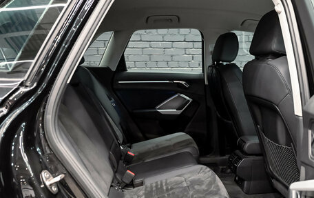 Audi Q3, 2018 год, 2 950 000 рублей, 21 фотография