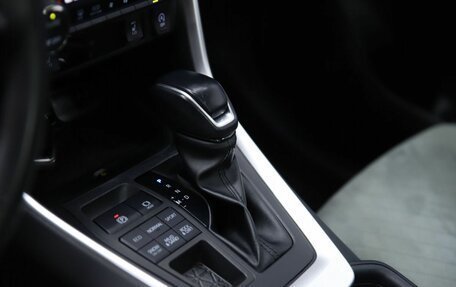 Toyota RAV4, 2023 год, 3 490 000 рублей, 16 фотография