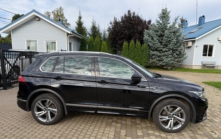 Volkswagen Tiguan II, 2021 год, 4 500 000 рублей, 2 фотография
