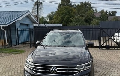 Volkswagen Tiguan II, 2021 год, 4 500 000 рублей, 1 фотография