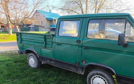 Volkswagen Transporter T3, 1984 год, 310 000 рублей, 2 фотография