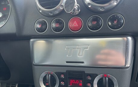 Audi TT, 2000 год, 695 000 рублей, 13 фотография