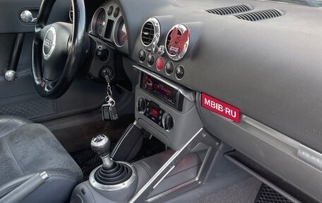 Audi TT, 2000 год, 695 000 рублей, 11 фотография