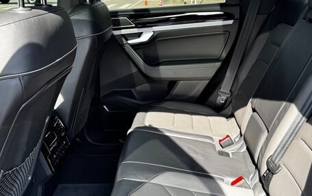 Volkswagen Touareg III, 2022 год, 7 800 000 рублей, 14 фотография