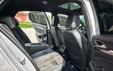 Volkswagen Golf VIII, 2023 год, 2 335 000 рублей, 18 фотография