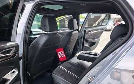 Volkswagen Golf VIII, 2023 год, 2 335 000 рублей, 17 фотография