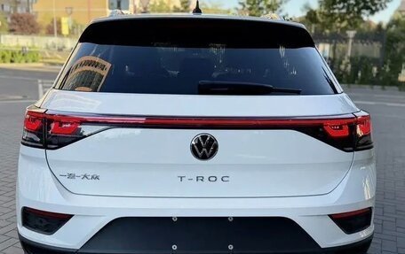 Volkswagen T-Roc I, 2026 год, 2 450 000 рублей, 5 фотография