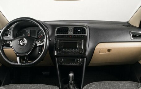 Volkswagen Polo VI (EU Market), 2017 год, 929 000 рублей, 11 фотография