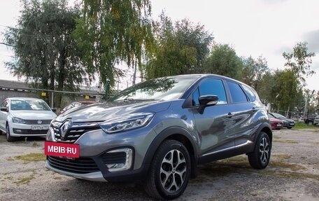 Renault Kaptur I рестайлинг, 2021 год, 1 687 000 рублей, 3 фотография