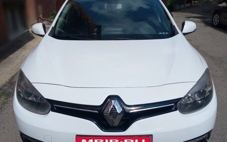 Renault Fluence I, 2016 год, 950 000 рублей, 2 фотография