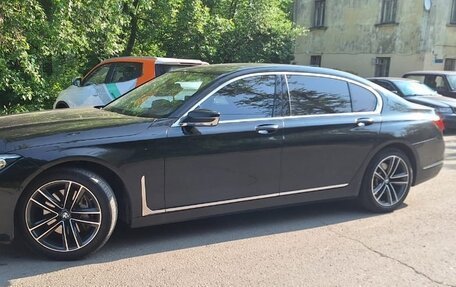 BMW 7 серия, 2019 год, 3 700 000 рублей, 5 фотография