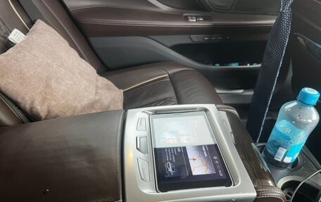 BMW 7 серия, 2019 год, 3 700 000 рублей, 17 фотография