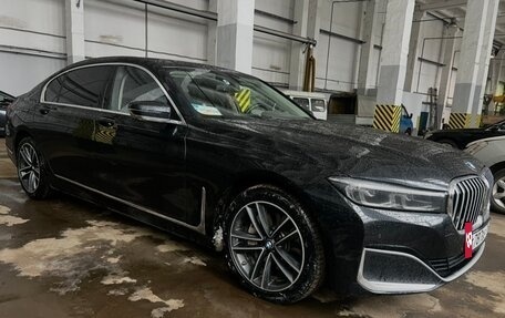 BMW 7 серия, 2019 год, 3 700 000 рублей, 11 фотография