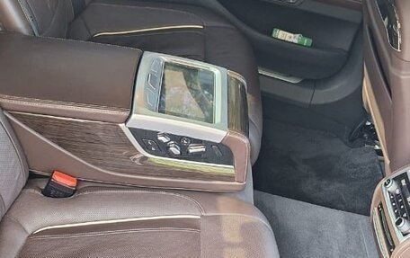 BMW 7 серия, 2019 год, 3 700 000 рублей, 22 фотография