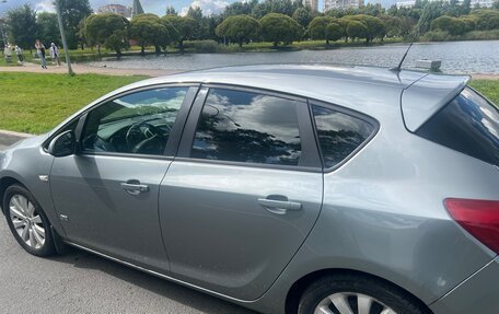 Opel Astra J, 2010 год, 410 000 рублей, 5 фотография
