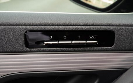 Lexus LX, 2026 год, 22 000 000 рублей, 24 фотография