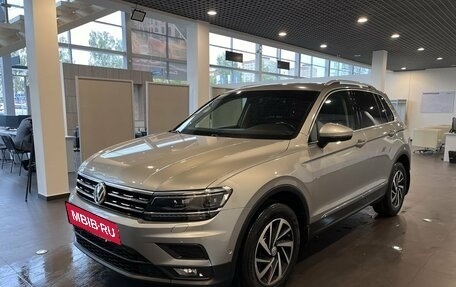 Volkswagen Tiguan II, 2018 год, 2 930 000 рублей, 7 фотография