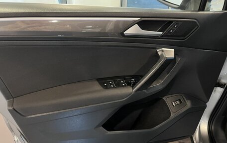 Volkswagen Tiguan II, 2018 год, 2 930 000 рублей, 22 фотография