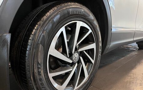 Volkswagen Tiguan II, 2018 год, 2 930 000 рублей, 19 фотография