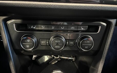Volkswagen Tiguan II, 2018 год, 2 930 000 рублей, 15 фотография